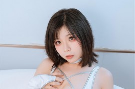 无颜小天使wy NO.015 戏水竞泳 [62P-390MB]